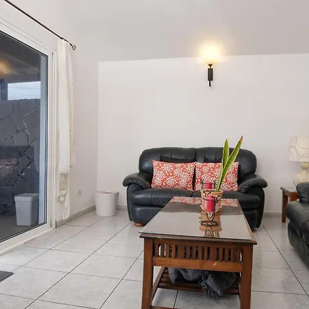 Picasso - Private Pool, Bbq And Air-con By Lanzarote Villa *