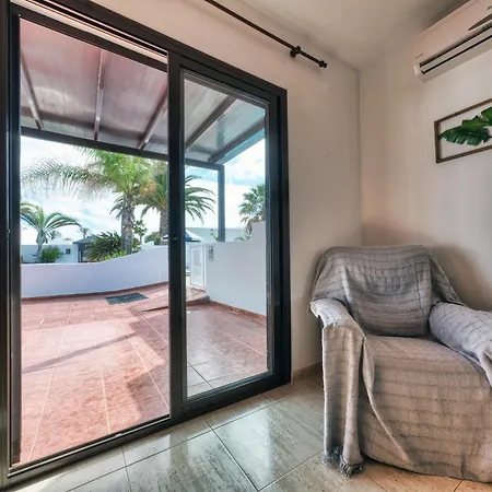 Villa Picasso - Private Pool, Bbq And Air-con By Lanzarote
