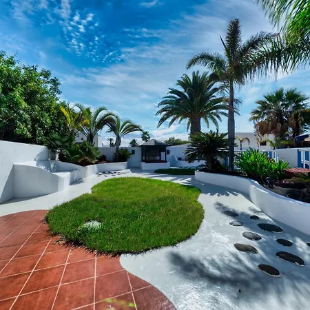 Вилла Picasso - Private Pool, Bbq And Air-con By Lanzarote *