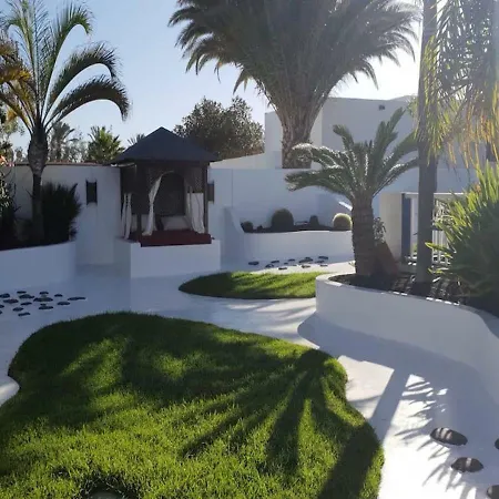 Picasso Private Pool Villa Playa Blanca (Lanzarote)